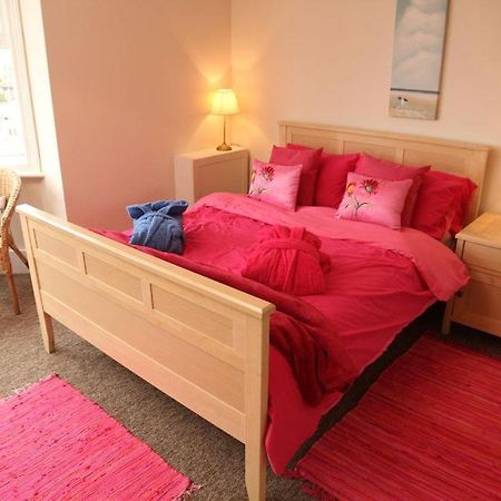 Evee'S Pebbles 1 Apartment Eastbourne Exterior photo