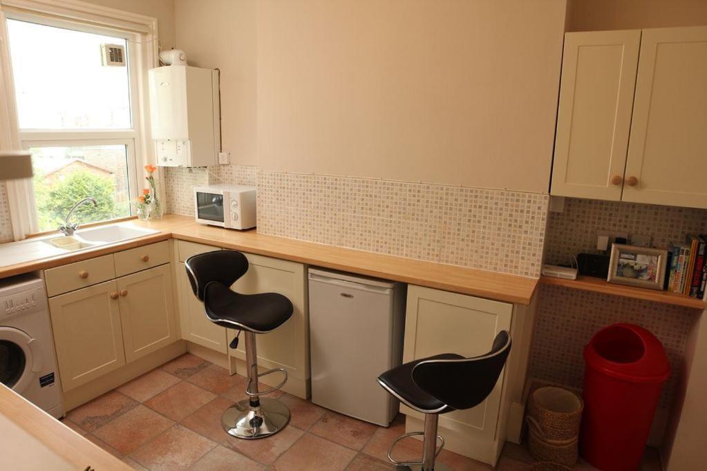 Evee'S Pebbles 1 Apartment Eastbourne Exterior photo